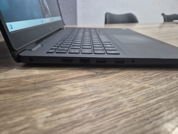 DELL Inspiron 3501 – Image 2