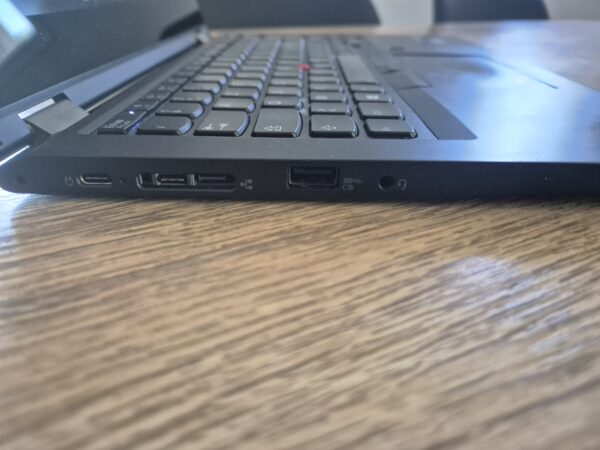 Lenovo Yoga L13 – Image 2