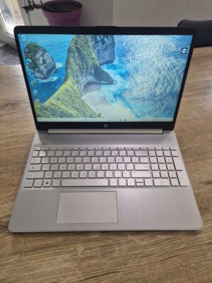 HP 15s-eq1