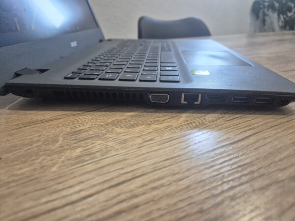 Acer Aspire 15 pouces Intel Core i5 – Image 2